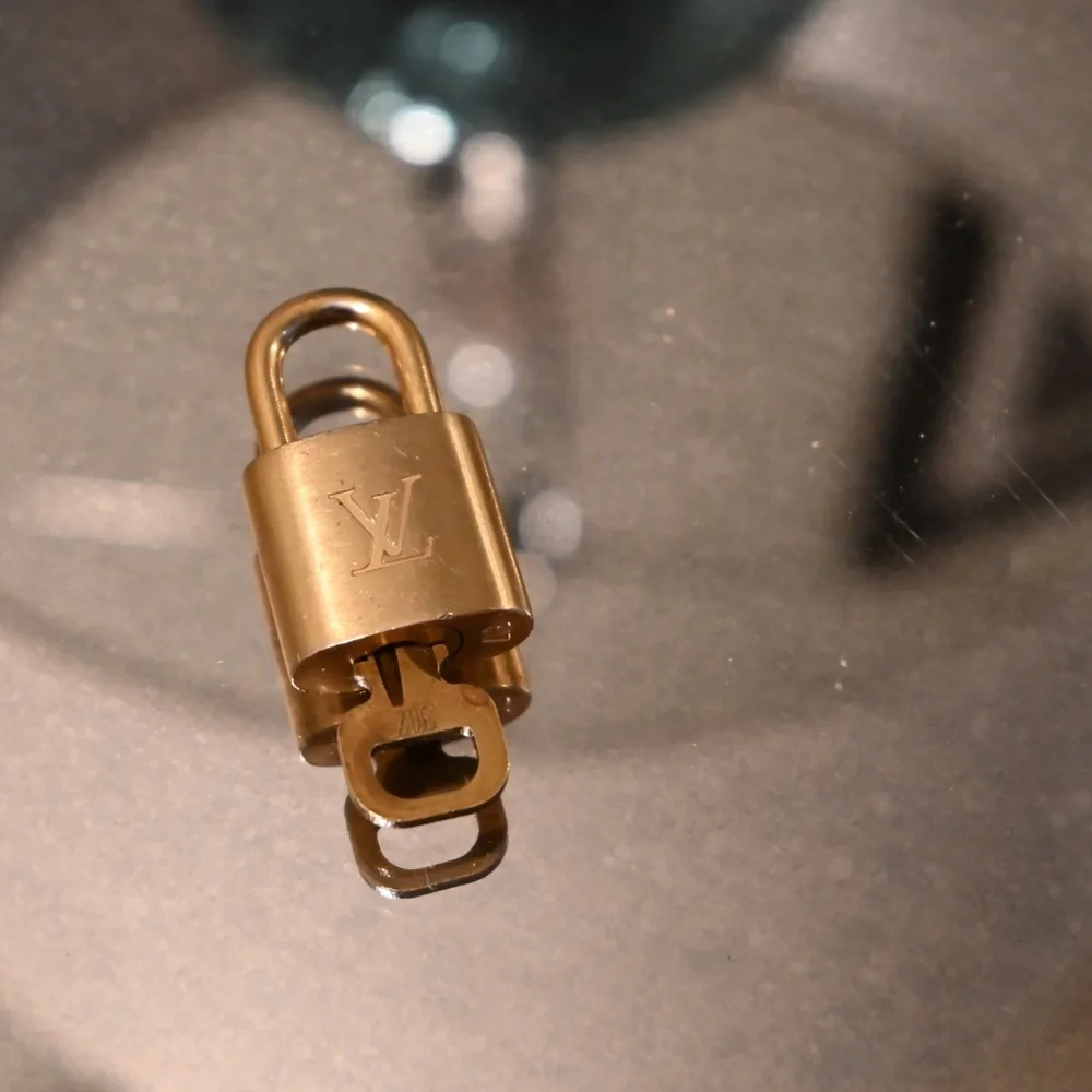 Authentic Louis Vuitton Lock & Key - Picture 2 of 8
